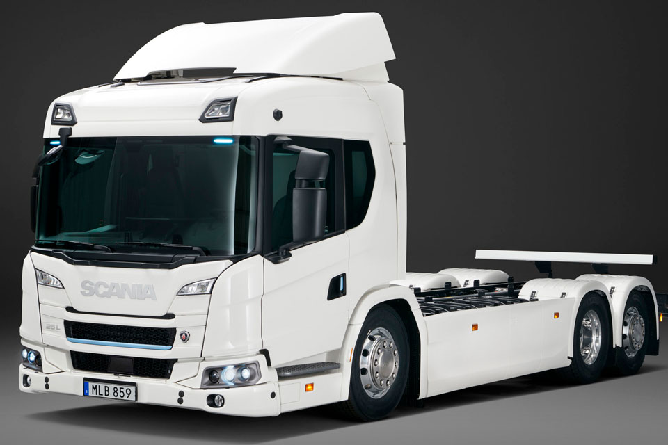 Imagem de: Scania apresenta seu 1º caminhão 100% elétrico