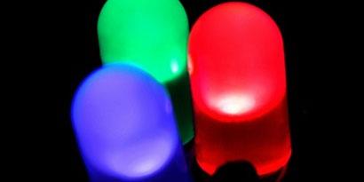 Imagem de Por que uma lâmpada de LED é mais econômica? no site TecMundo