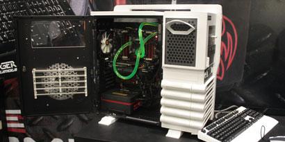 Imagem de Thermaltake Level 10 GT Snow Edition: gabinete para os gamers mais hardcore no site TecMundo