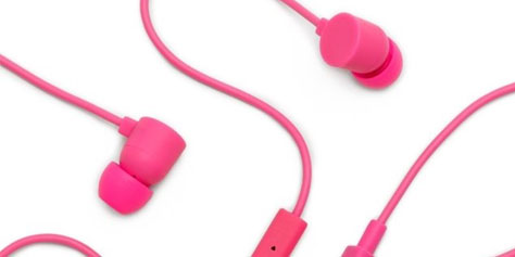 Imagem de Como usar fones intra-auriculares corretamente? no site TecMundo