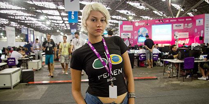 Imagem de Campus Party: ativista do Femen critica uso de mulheres para atrair público no site TecMundo