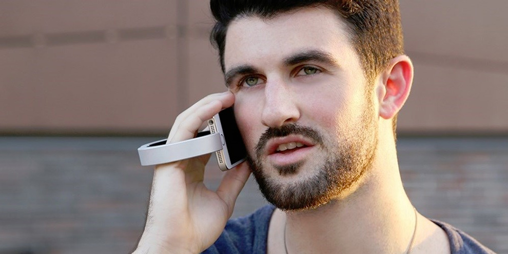 Imagem de QBracelet: pulseira estilosa é também carregador de celular no site TecMundo