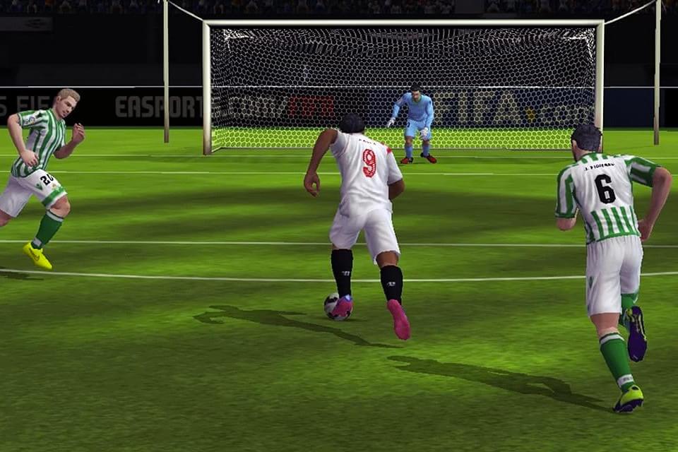 Imagem de FIFA 15 Ultimate Team tem dificultado a vida dos jogadores nos celulares no site TecMundo