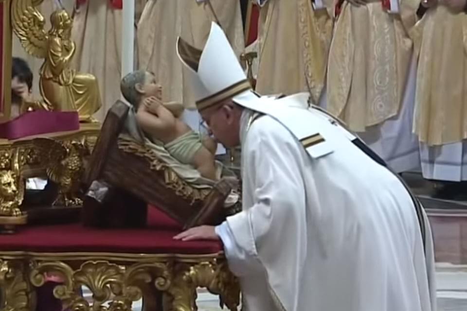 Imagem de Missa do Galo de 2014 foi a primeira transmitida em 3D pela TV no site TecMundo