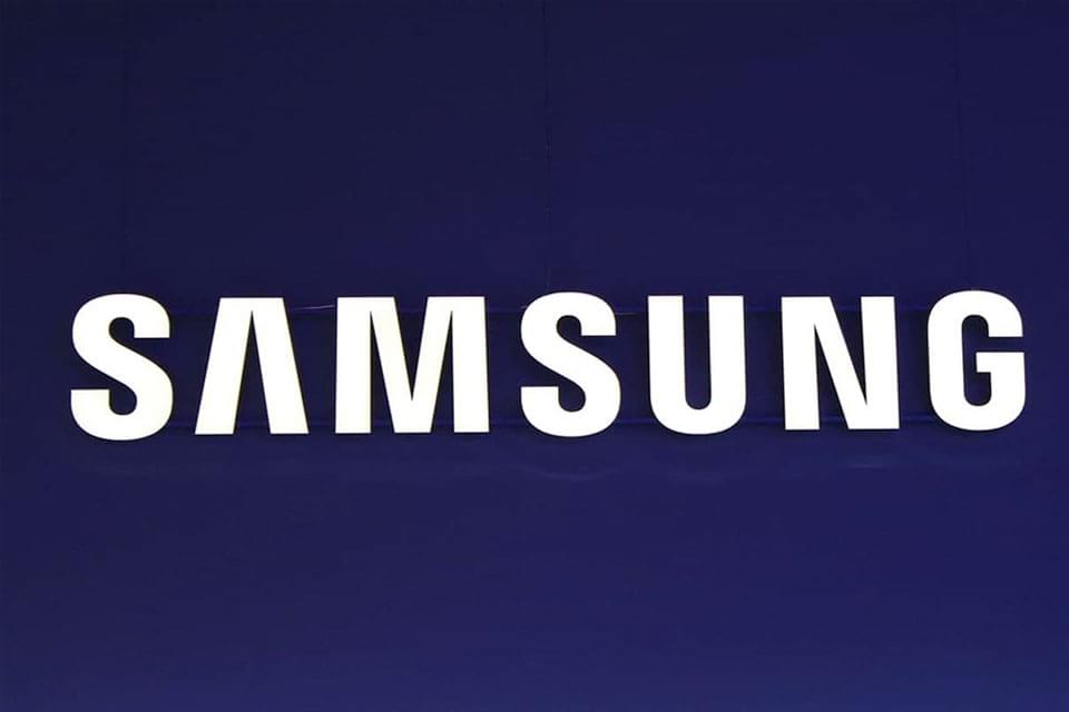 Imagem de Samsung se prepara para lançar smartwatch com tela circular na MWC 2015 no site TecMundo