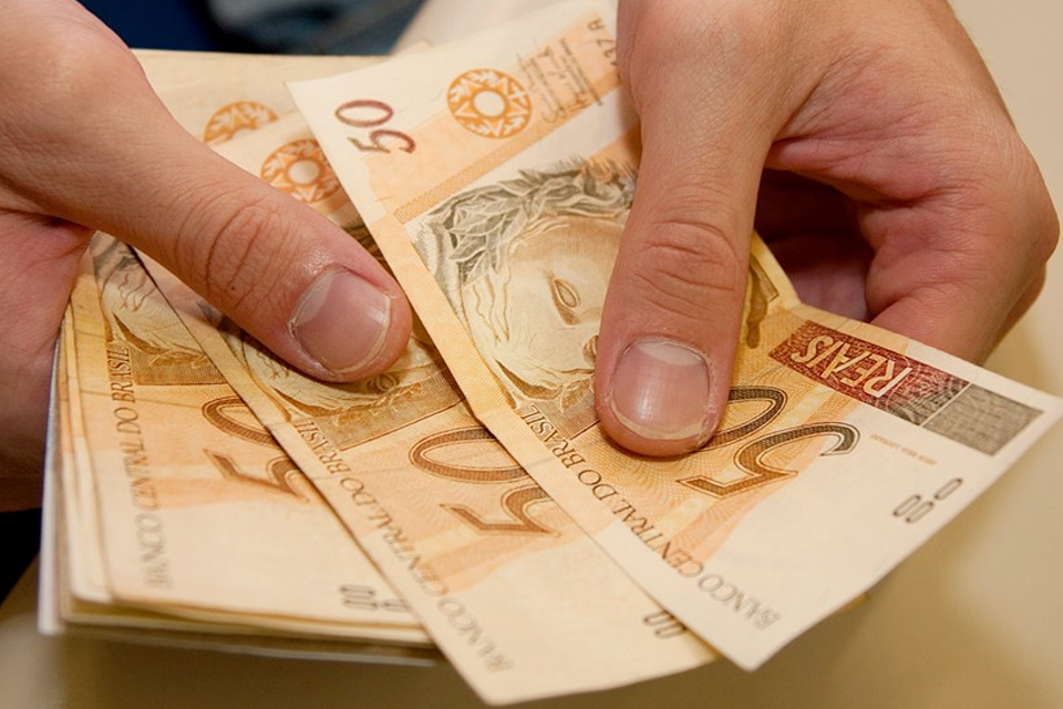 Imagem de Fez compras online? Saiba aqui como receber parte do seu dinheiro de volta no tecmundo