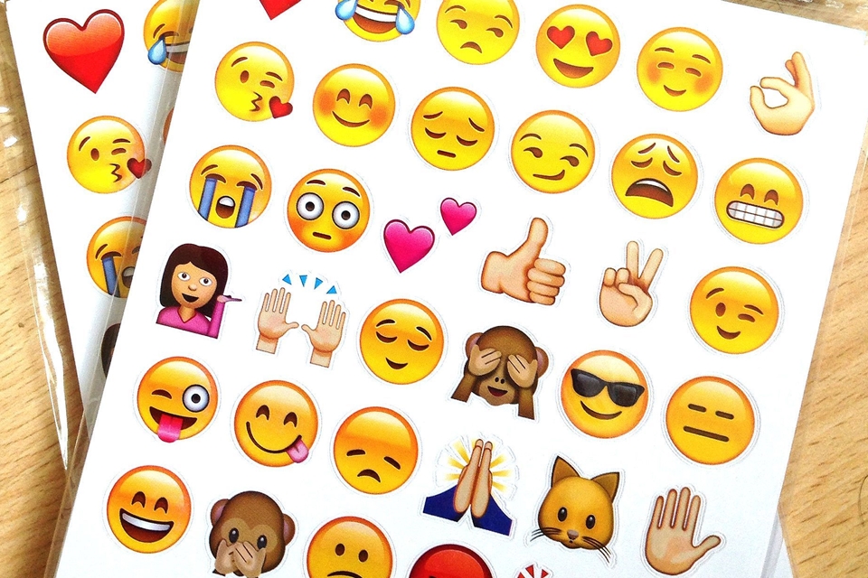 Imagem de Você sabe qual é a diferença entre Emoticons e Emojis? no tecmundo