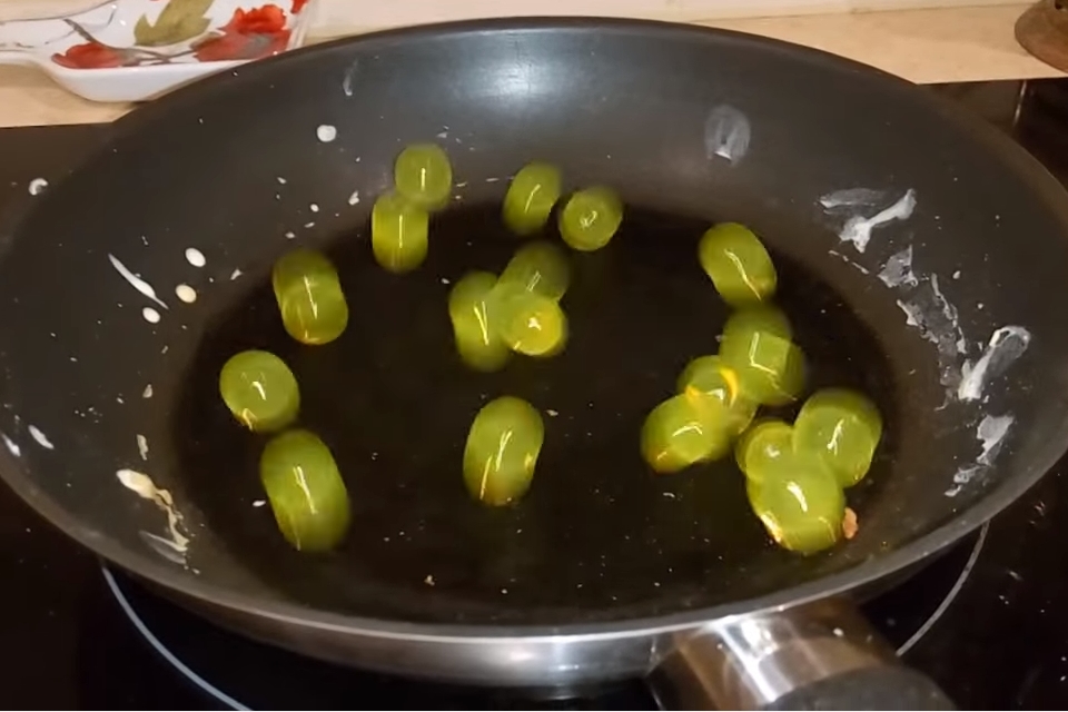 Imagem de O que acontece quando bolinhas de hidrogel encontram uma frigideira? no tecmundo