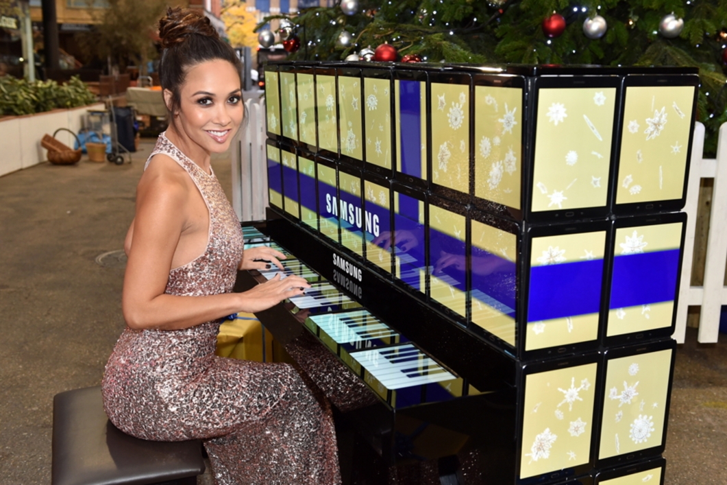 Imagem de Samsung cria piano feito de 100 tablets Galaxy Tab S2 no tecmundo
