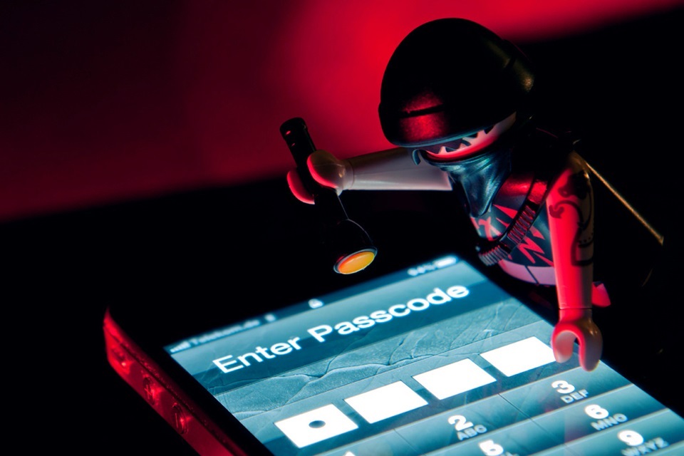 Imagem de IMEI: aprenda a bloquear o aparelho celular em caso de roubo no site TecMundo
