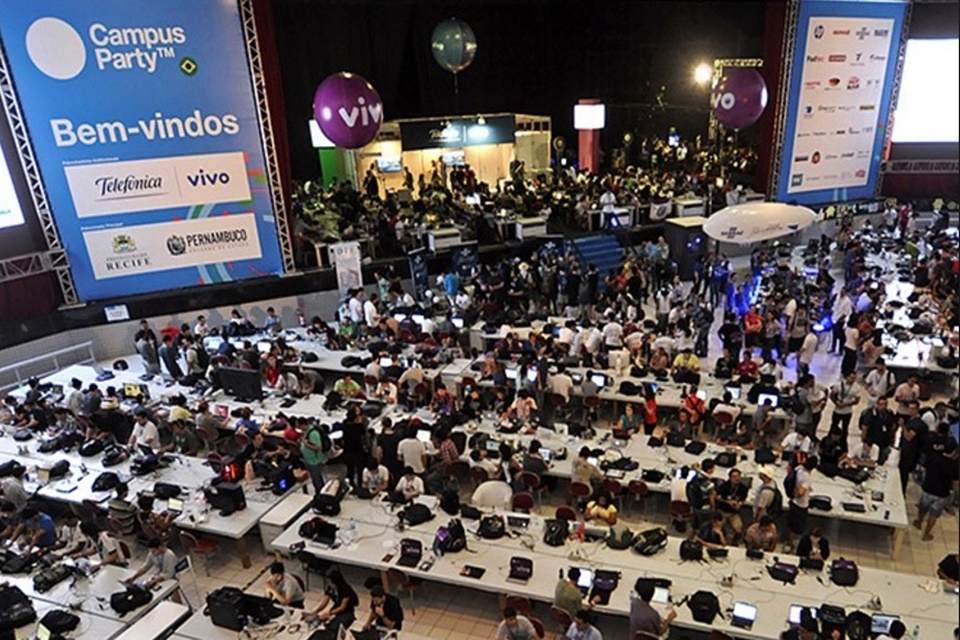 Imagem de Campus Party Recife 2016: curta, mas com programação o dia inteiro no tecmundo