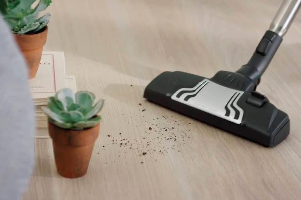 Imagem de Electrolux apresenta aspirador com design arrojado e motor silencioso no tecmundo