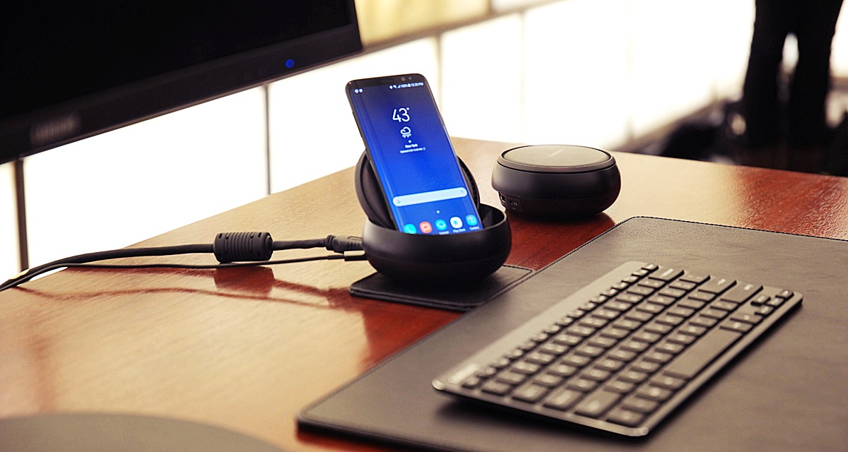 Imagem de DeX Station: dock que transforma Galaxy S8 em PC chega em abril por US$ 150 no tecmundo