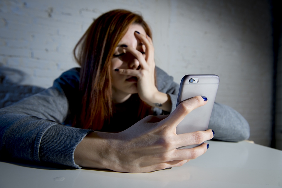 Imagem de Pessoas viciadas em redes sociais têm mais chances de desenvolver depressão no tecmundo