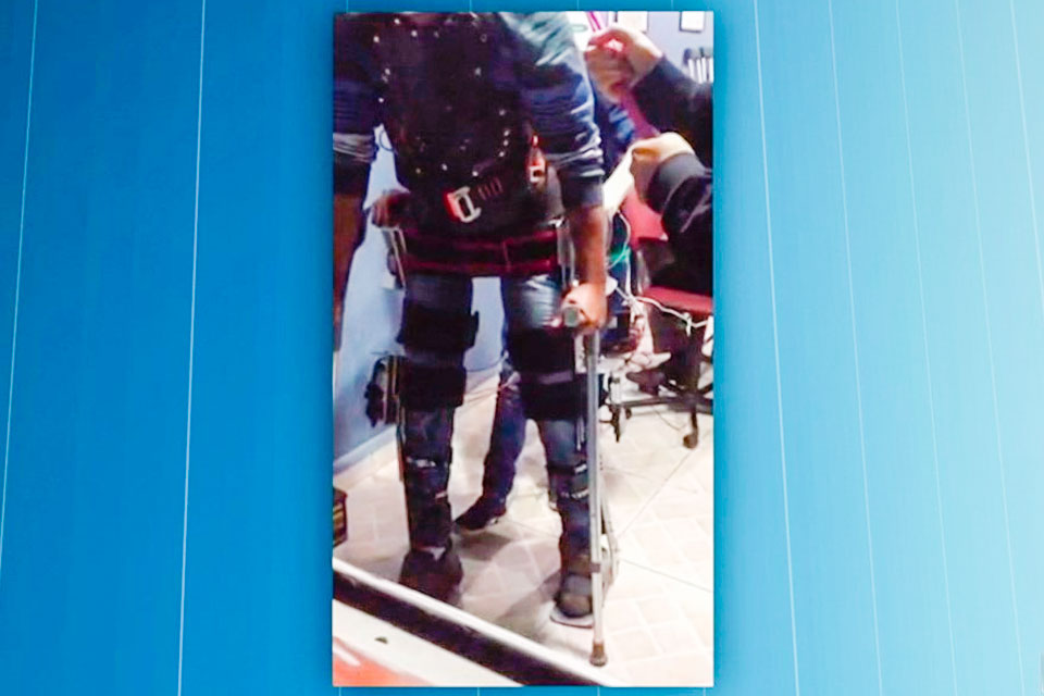 Imagem de Neuroengenheira brasileira cria exoesqueleto para pessoas voltarem a andar no tecmundo