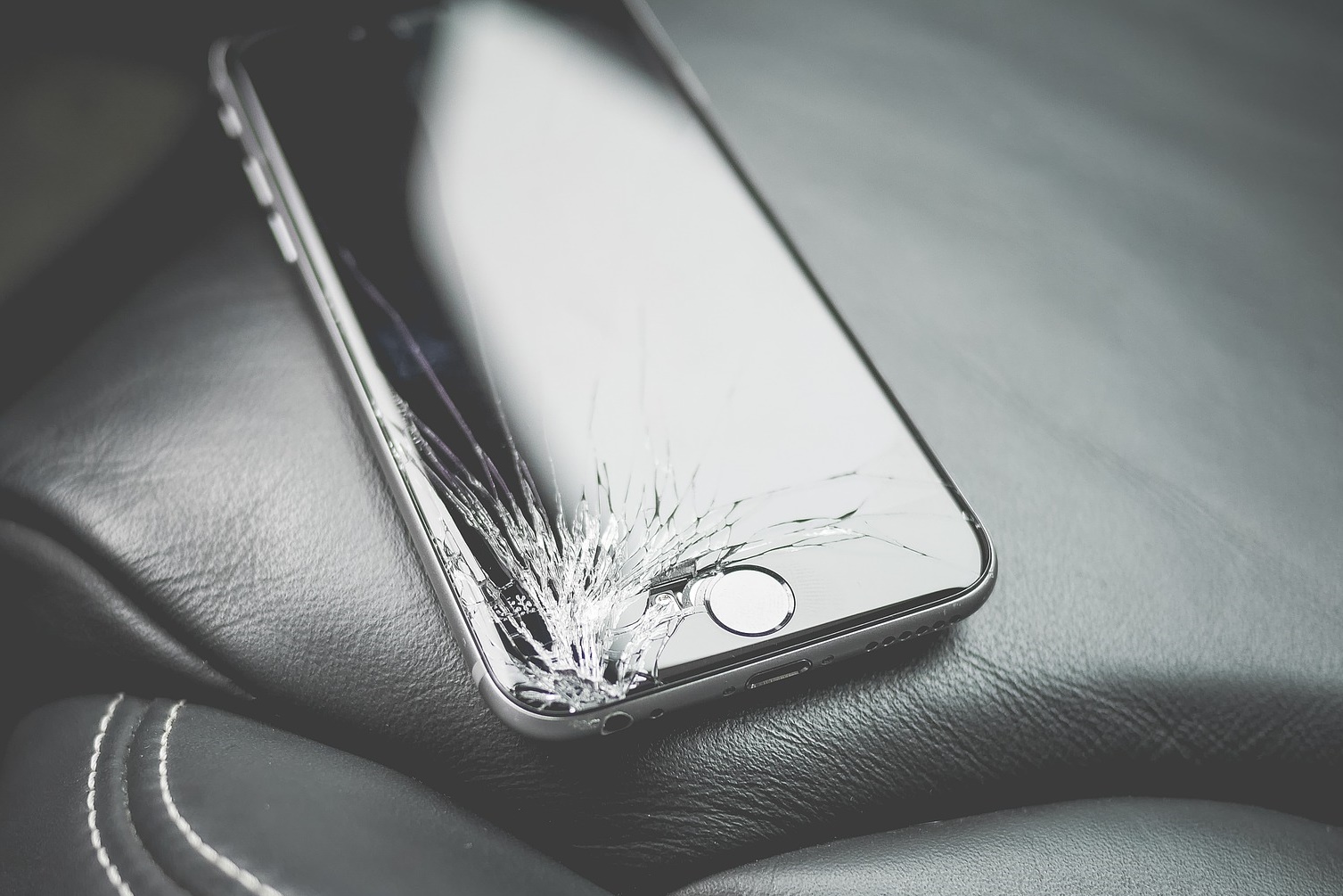Imagem de Apple aumenta preço do reparo de telas de alguns modelos do iPhone no tecmundo