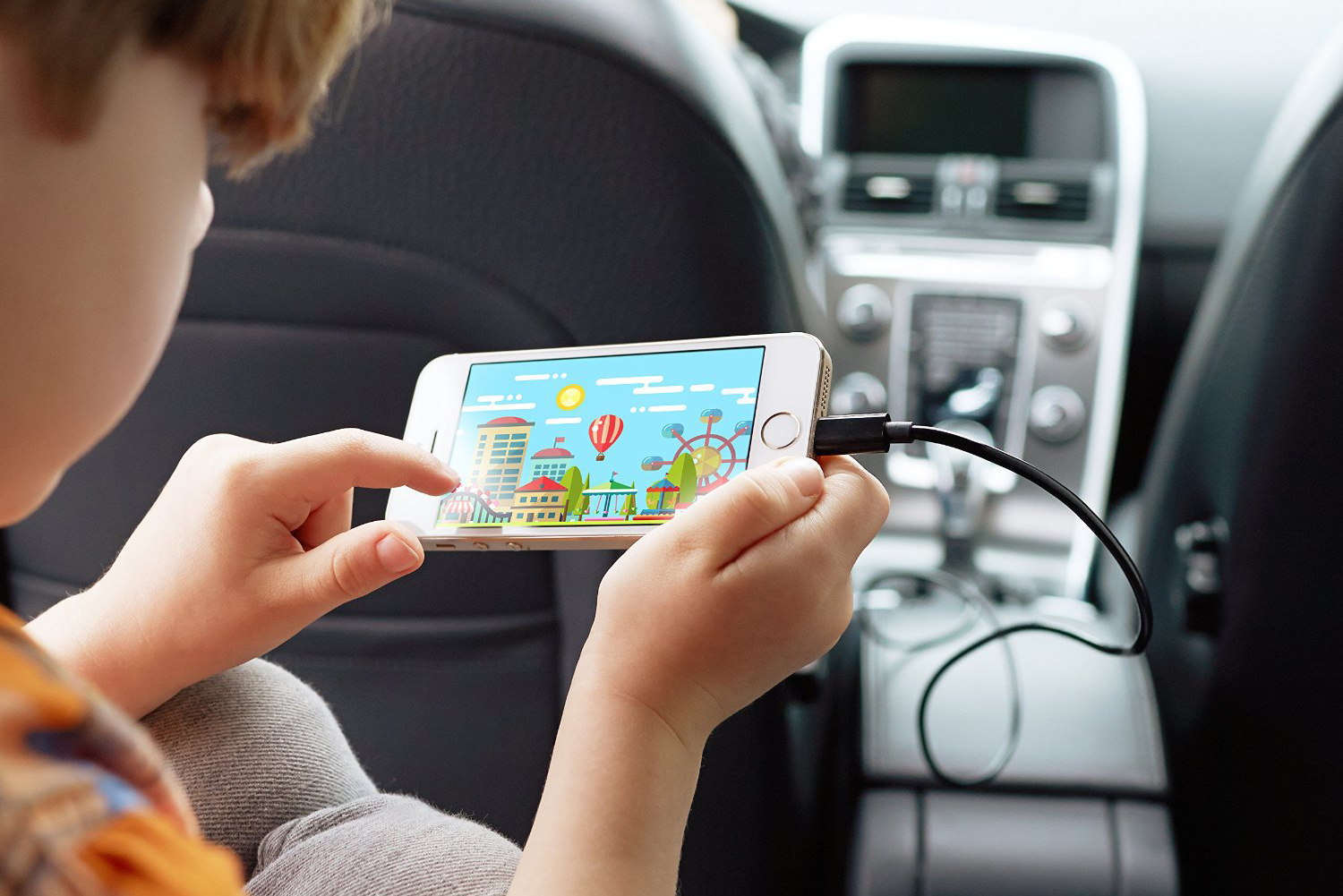Imagem de É verdade que carregar o celular no carro pode estragar sua bateria? no tecmundo