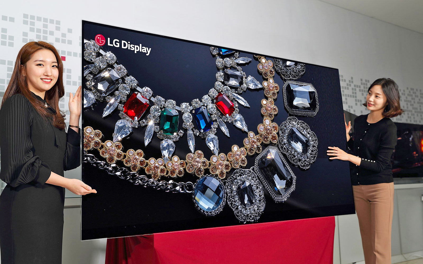 Imagem de 4K já é coisa do passado? Conheça a nova TV OLED de 88 polegadas e 8K da LG no tecmundo