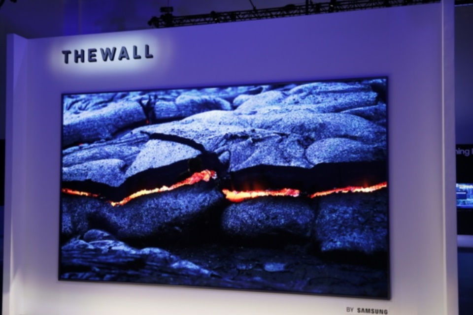 Imagem de The Wall: Samsung mostra TV que é um "paredão" modular de 146 polegadas no tecmundo