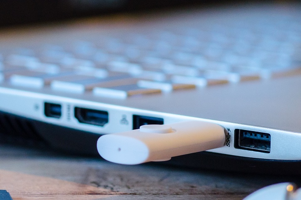 Imagem de Velocidade de transmissão via USB pode chegar a 40 gpbs no tecmundo