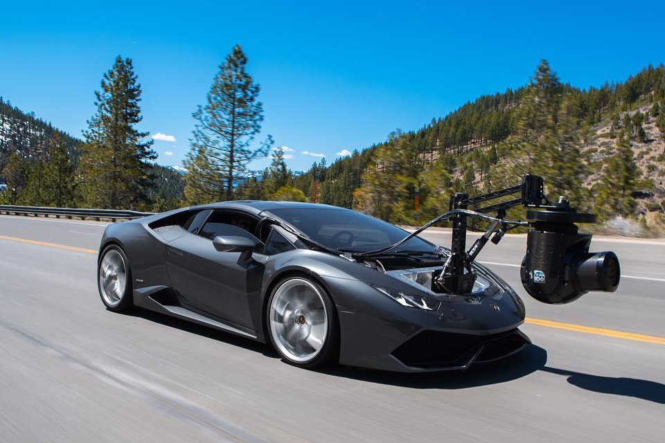 Imagem de Câmera mais rápida do mundo está no capô em um Lamborghini no tecmundo