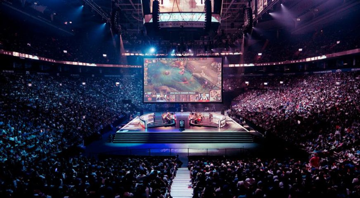 Imagem de US$ 2 bi já foram investidos em eSports só no primeiro trimeste de 2018 no tecmundo