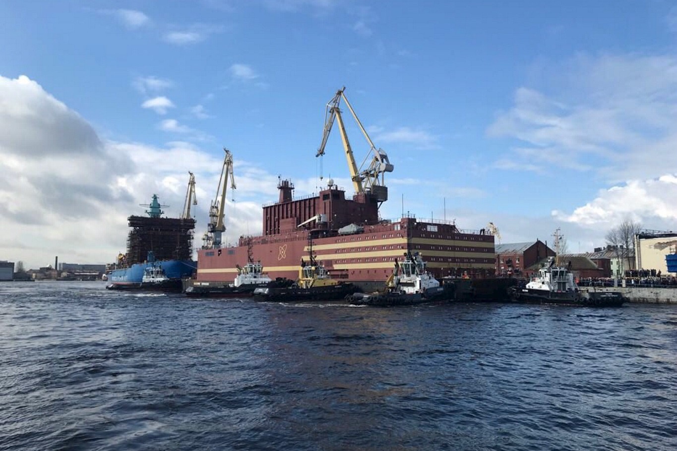 Imagem de Rússia lança ao mar a primeira usina nuclear flutuante do mundo no tecmundo