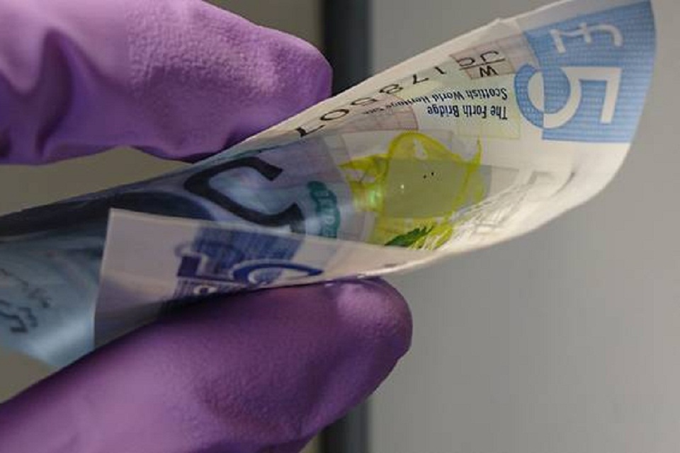 Imagem de Pesquisadores desenvolvem membrana que transforma os olhos em lasers no tecmundo