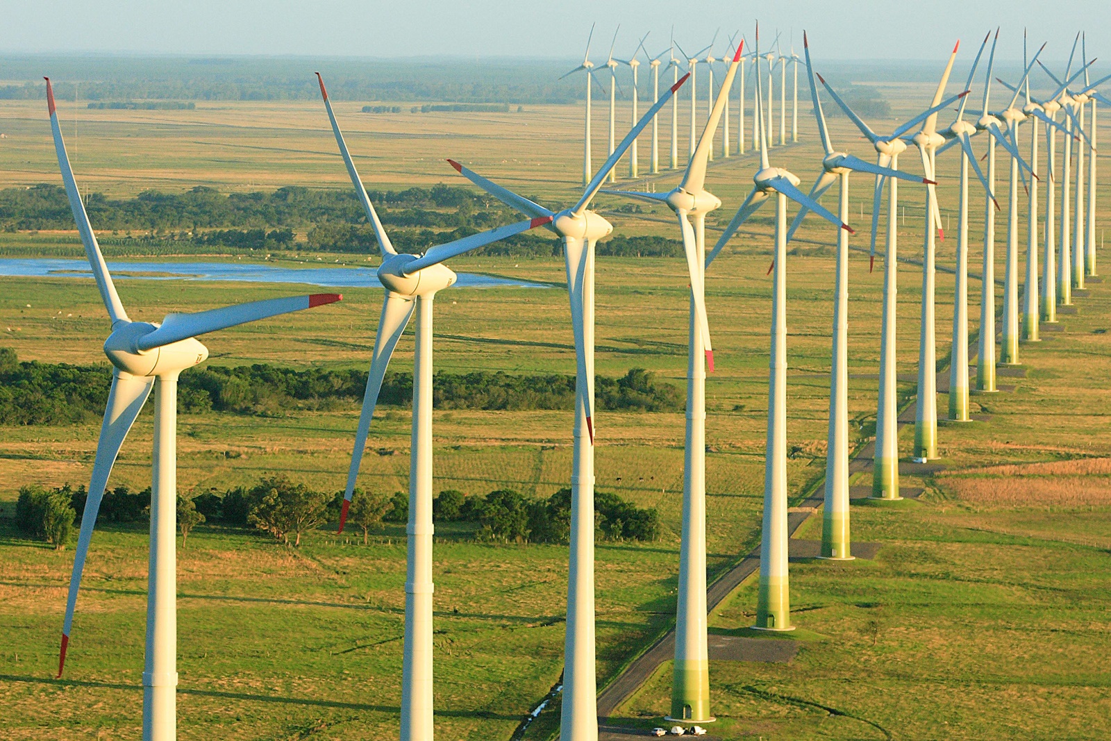 Imagem de Com orçamento de R$ 15 bilhões em 2018, BNDES foca em energia eólica no tecmundo