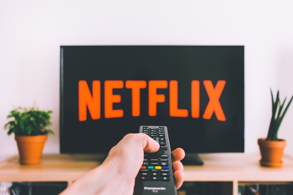 Imagem de As 12 melhores séries de comédia para ver na Netflix no tecmundo