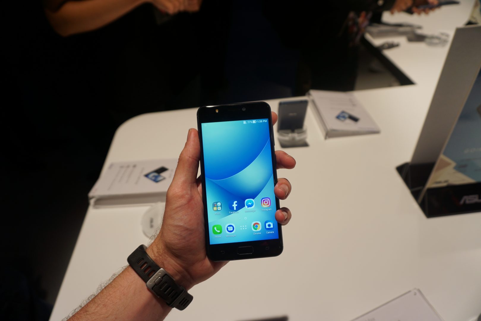 Imagem de Alerta de promoção! Zenfone 4 Max tem biometria e câmera dupla por R$ 777 no tecmundo