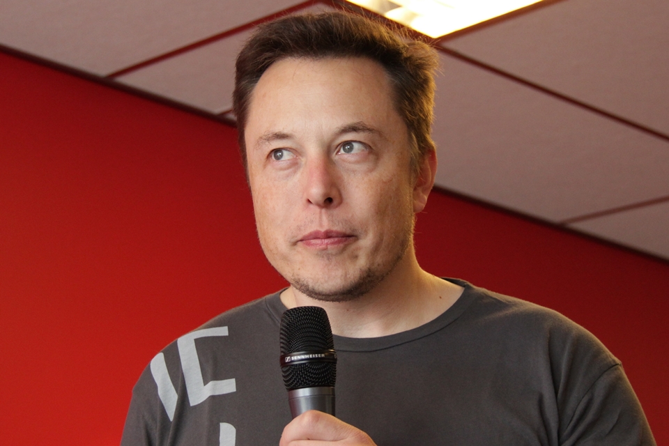 Imagem de Elon Musk faz acordo e deixará a presidência do conselho da Tesla no tecmundo