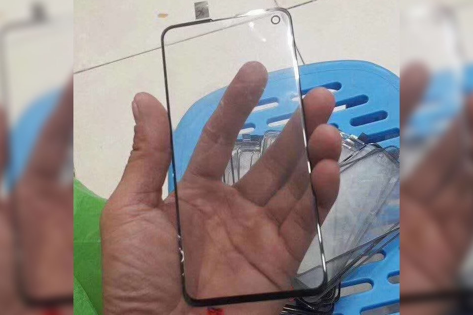 Imagem de Galaxy S10 deve ter “buraco” na tela menor do que o do Galaxy A8s no tecmundo