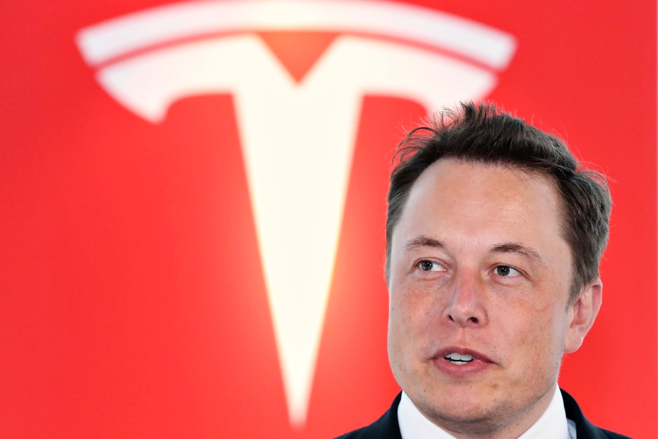 Imagem de Após corte da SpaceX, agora é a Tesla que vai demitir 7% dos funcionários no tecmundo