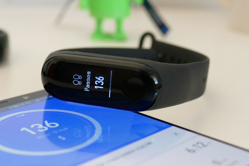 Imagem de Promoção traz a Xiaomi Mi Band 3 por apenas R$ 120, com frete incluso! no tecmundo