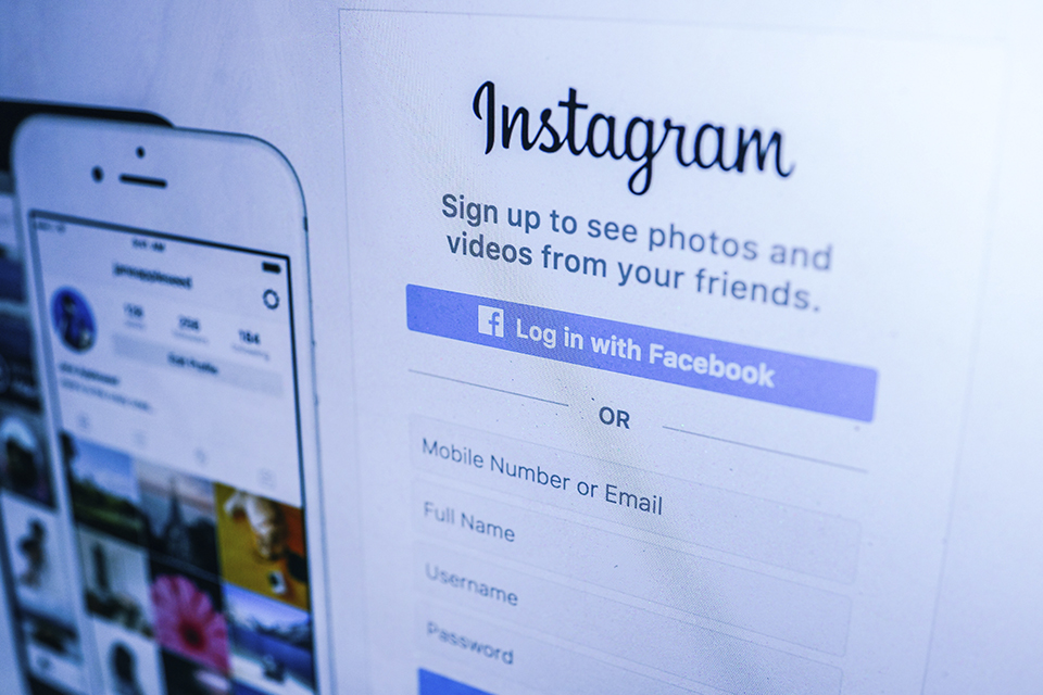 Imagem de Instagram testa mensagens diretas para navegadores no tecmundo