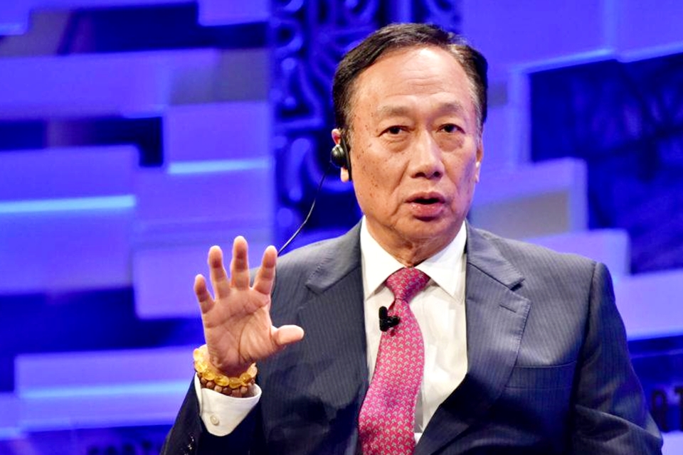 Imagem de Fundador da Foxconn se afasta de atividades diárias após 45 anos de empresa no tecmundo