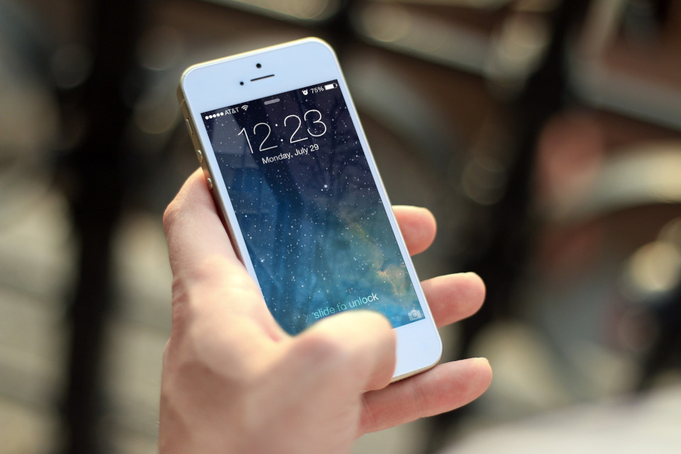 Imagem de Apple está trabalhando em sucessor do iPhone SE com novo design, diz site no tecmundo