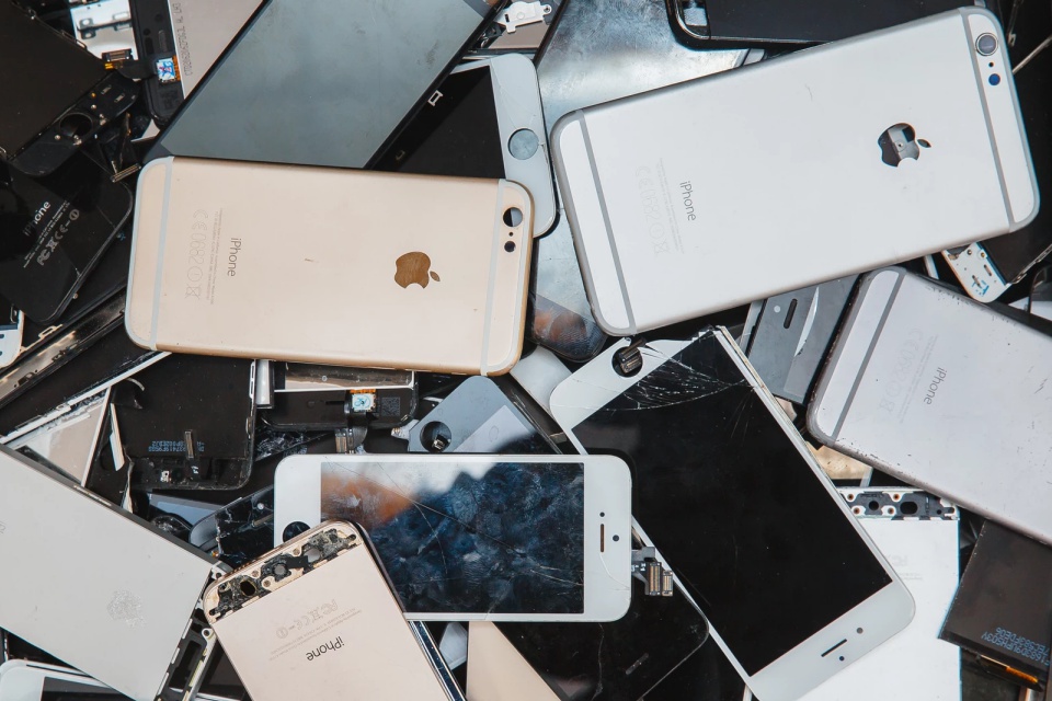 Imagem de Milhares de iPhones em boas condições são destruídos todos os anos; entenda no tecmundo