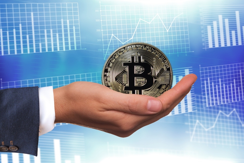 Imagem de Bitcoin passa dos US$ 8 mil e atinge maior valor desde julho de 2018 no tecmundo