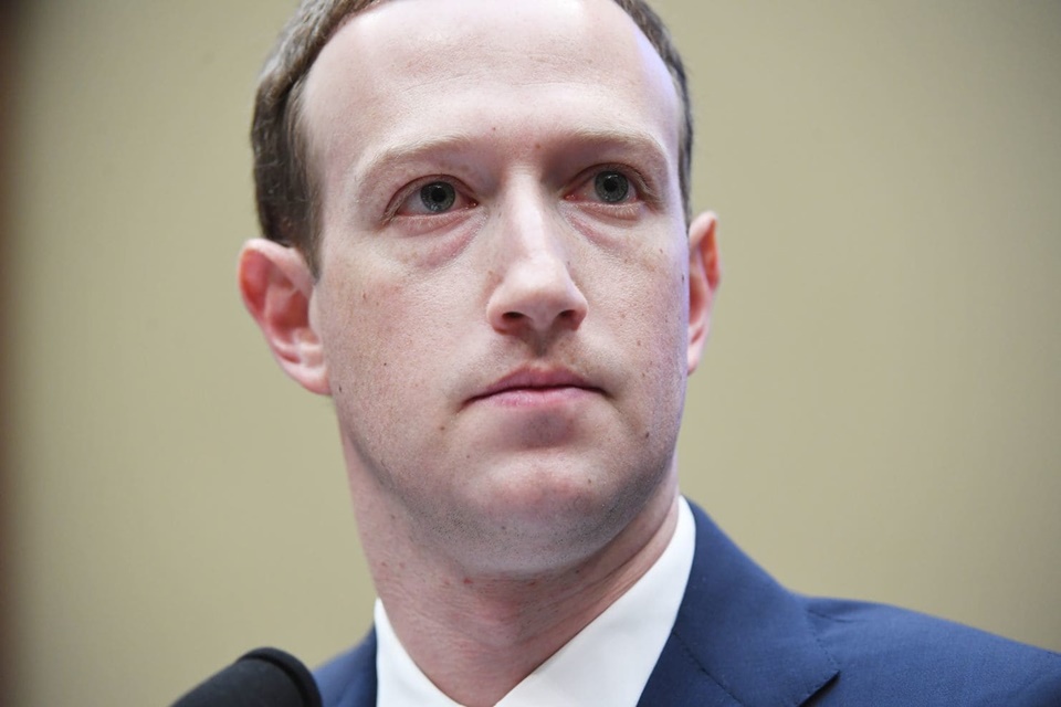 Imagem de Acionistas independentes querem Zuckerberg fora da presidência do Facebook no tecmundo