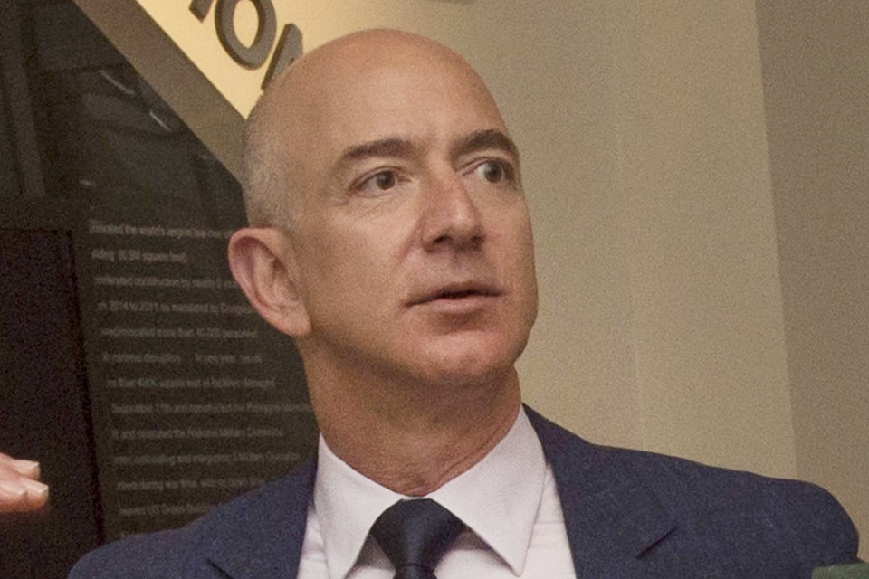 Imagem de Amazon completa 25 anos e se aproxima do fim, segundo previsões de Bezos no tecmundo
