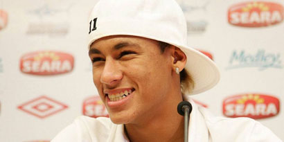 Imagem de Em vídeo caseiro, Neymar mostra que também é craque nos video games no site TecMundo